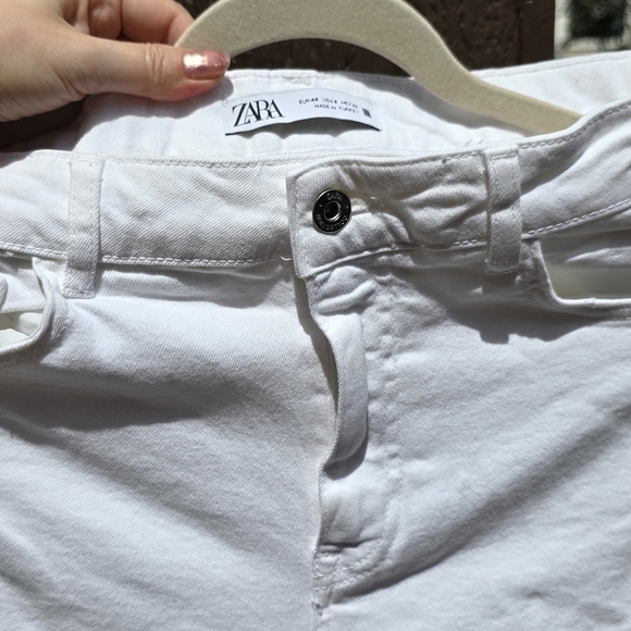 Nwot Zara White Flared Jeans Eu 40, Us 8 - Picture 5 of 10